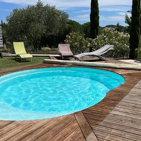 Pivoine Au Domaine De L'aven Gæstehus 3*