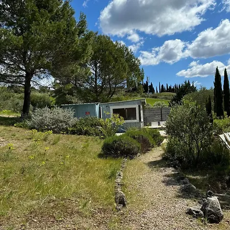 Pivoine Au Domaine De L'aven Villeneuve-Minervois